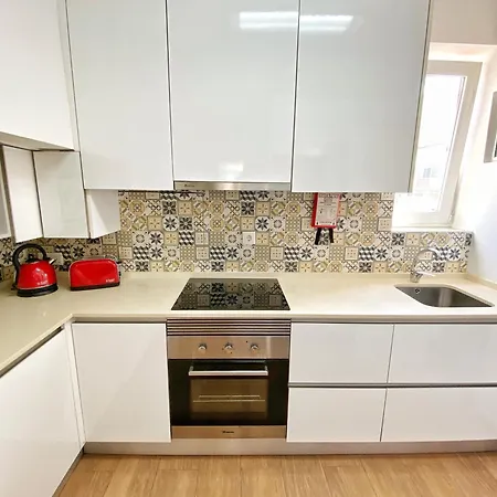 Santa Liberdade * Lizbona